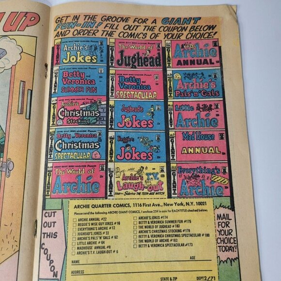 Betty Veronica No 182 February 1971 Archie Comics No Cover Scrapbook Paper Craft - Picture 5 of 11